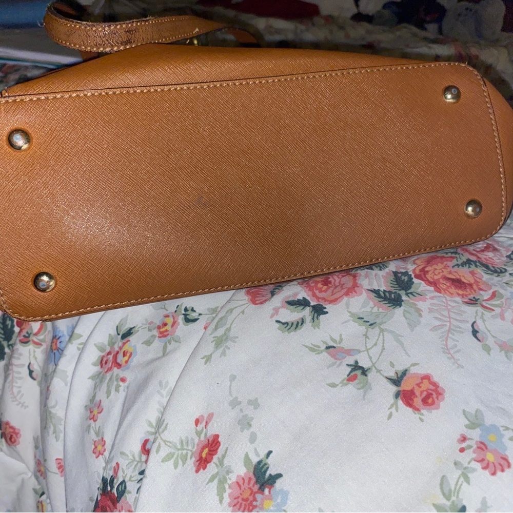 Michael Kors purse - Picture 10 of 12